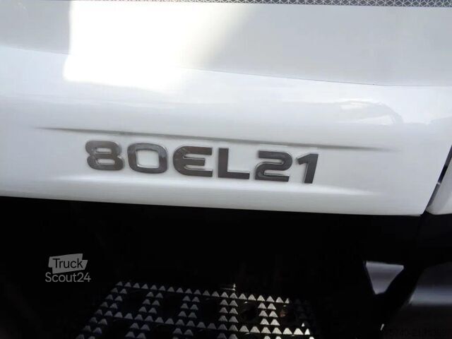 Плъзгащ се брезент Iveco Eurocargo 80EL21 Manual + Euro 6 + Dhollandia Lift