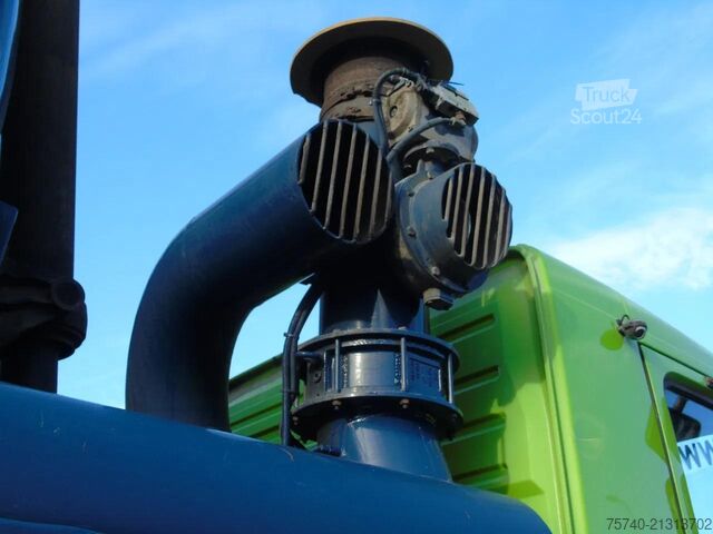 Veículo de aspiração Volvo FM 340 + NAAKTGEBOREN 15.000L + 8x4 + tipper + ...