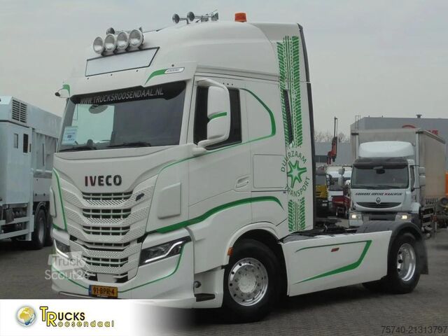 Tracteur standard Iveco S-WAY 460+ Euro 6 + LNG + CNG + Retarder
