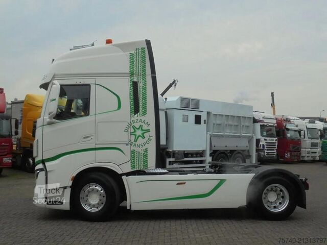 Tracteur standard Iveco S-WAY 460+ Euro 6 + LNG + CNG + Retarder