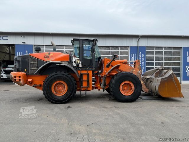 Riteņu iekrāvējs HITACHI ZW310-6 Radlader 28 Tonnen *12.350 h
