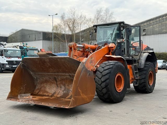 Riteņu iekrāvējs HITACHI ZW310-6 Radlader 28 Tonnen *12.350 h