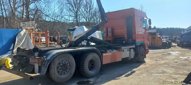 Контейнеровоз з гачком (рол-офф) DAF XF105.460 T Abrollkipper