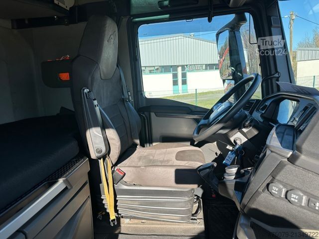 Faházszállító teherautó MAN TGX 26.580 6x4 / Kurzholz / Tajfun 150Z96