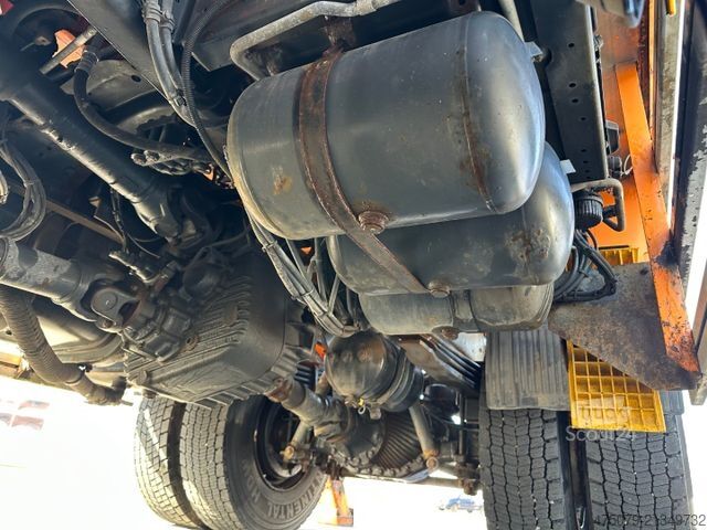 Tippbil MERCEDES-BENZ Axor 1829 AK 4x4 / Winterplatte