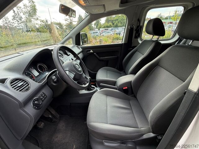 Minibuss VW Caddy Maxi 1.6 Tdi 5 Sitze Rollstuhlrampe Klima