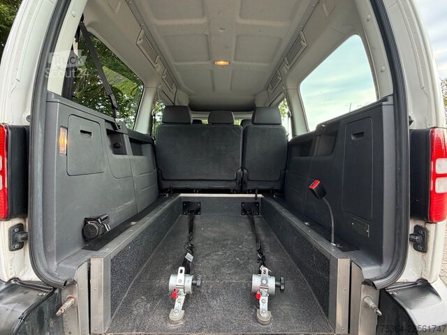 Minibuss VW Caddy Maxi 1.6 Tdi 5 Sitze Rollstuhlrampe Klima
