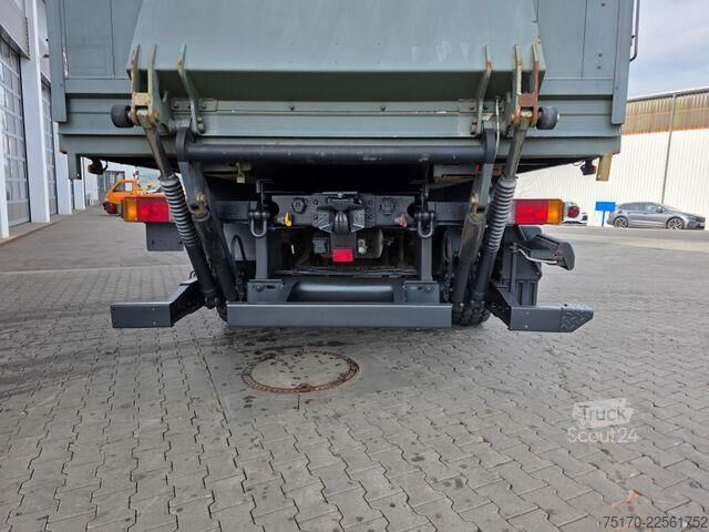 Liukuva pressu Iveco Eurocargo ML140E24WM-BW LBW 3 Sitze Differenzial