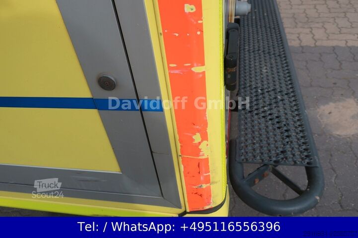 Autospecială de pompieri MERCEDES-BENZ Sprinter 519 CDI RTW / 1. Hand /SHZ / Fzg Nr:A16