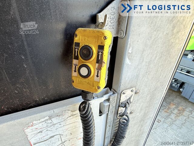 Platformas kravas automašīna ar tentu Renault D13 / 18 PALLETS / TAIL-LIFT / PLANEN