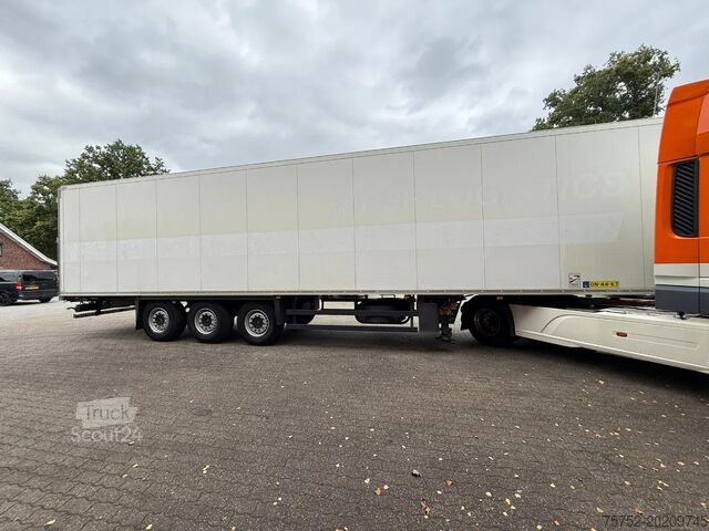 Chladírenská/mrazírenská přeprava Schmitz Cargobull SKO 24 5x Meatrails Rohrbahnen Fleisch Carrier ...