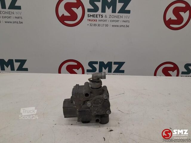Engine management Iveco Occ ABS modulator Iveco  Trakker Z013356R