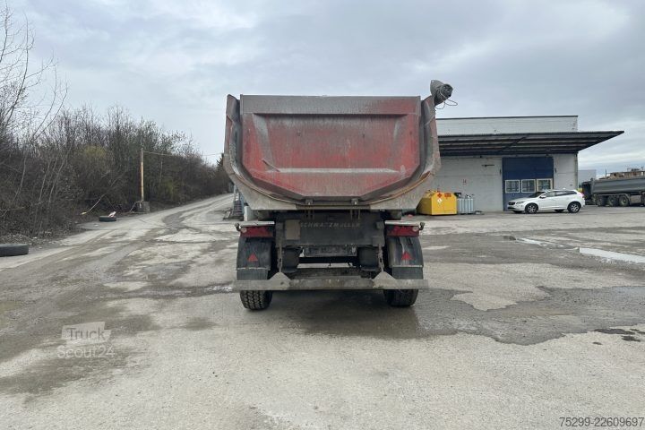 Billenős félpótkocsi Schwarzmüller HKS2/E Kipper / Swiss-Vehicle