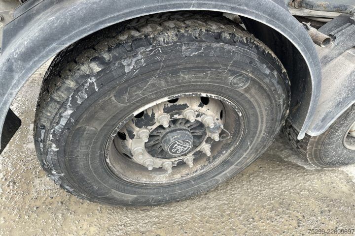 Billenős félpótkocsi Schwarzmüller HKS2/E Kipper / Swiss-Vehicle