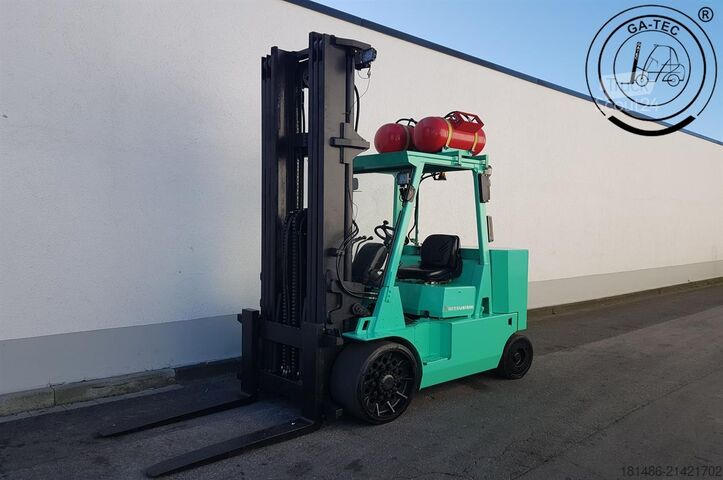 Вилочный погрузчик на сжиженном газе Mitsubishi FGC70K-STC