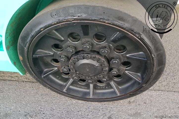 Вилочный погрузчик на сжиженном газе Mitsubishi FGC70K-STC