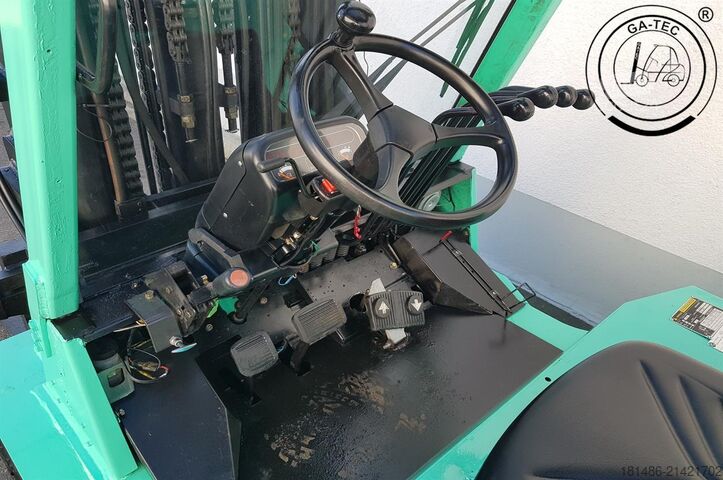 Вилочный погрузчик на сжиженном газе Mitsubishi FGC70K-STC