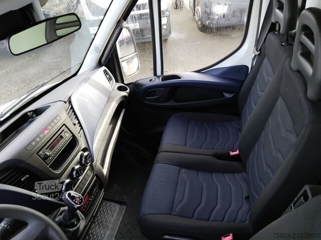 Furgão fechado Iveco DAILY 70C18