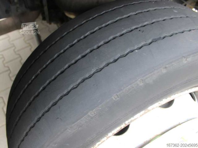 Samochód ciężarowy z plandeką typu platforma MAN TGM 18.290, EURO 5, AIR SUSPENSIONS