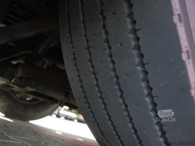 Reisebus  C51077, EURO 3, RETARDER, PNEU 80%