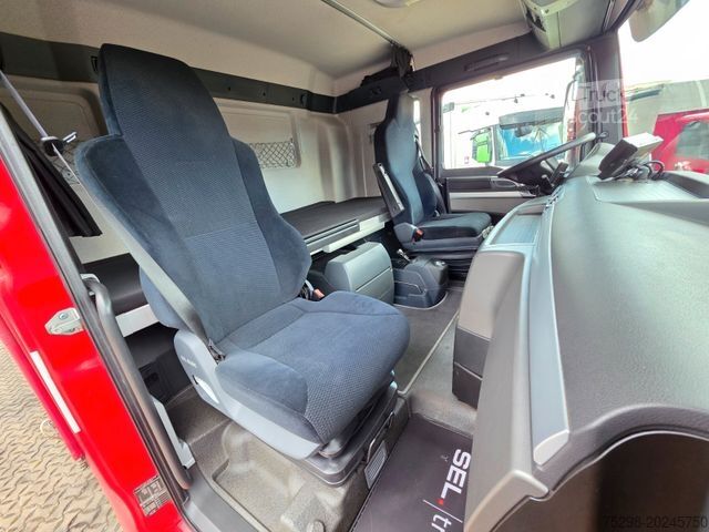 Tentinė platforma sunkvežimis MAN TGX 26.360 6X2-2 LL / Intarder / Ldbw /Lenkachse