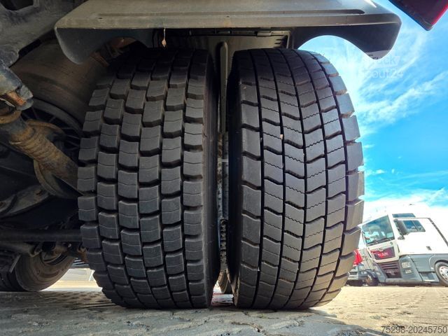 Tentinė platforma sunkvežimis MAN TGX 26.360 6X2-2 LL / Intarder / Ldbw /Lenkachse
