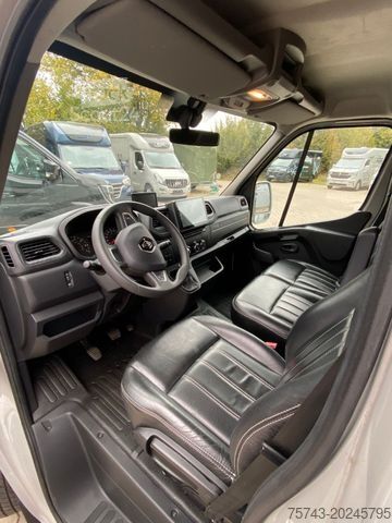 Transportor de animale RENAULT Master STX Haras 3 sitzer