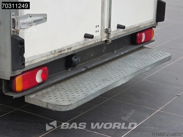 Camionnette Renault Master 145PK urgón de plataforma elevadora – LE...