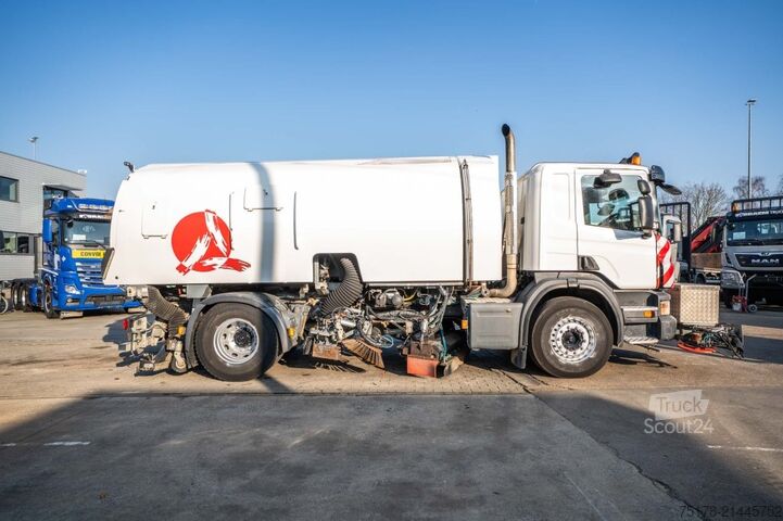 Balayeuse de voirie SCANIA P280 - SCHORLINGER OPTIFANT 70