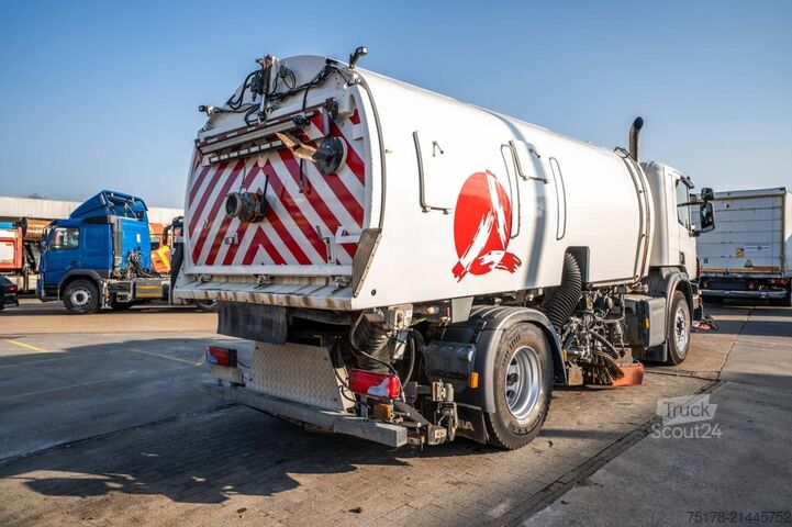 Balayeuse de voirie SCANIA P280 - SCHORLINGER OPTIFANT 70