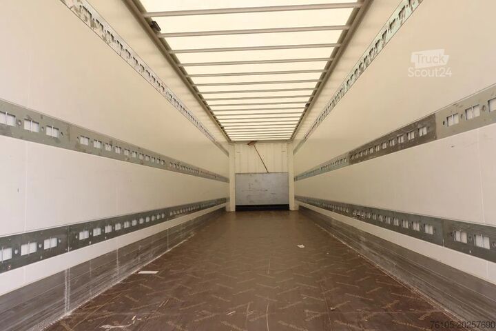 Koffer Krone 2 Asser Gesloten Trailer Lift As