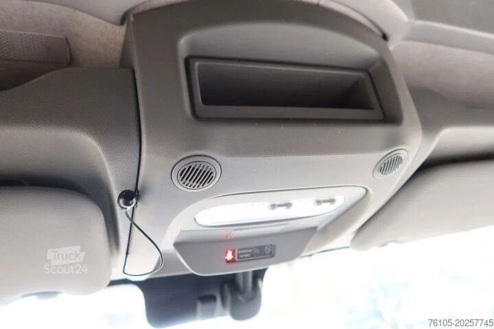 Furgonetka Renault Master POST NL Uitvoering L3/H2 BPM Vrij, 3 pie...