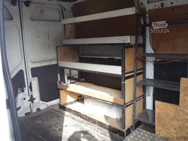 Plate-forme de levage Renault Master SKY WORKER 12,5 METER