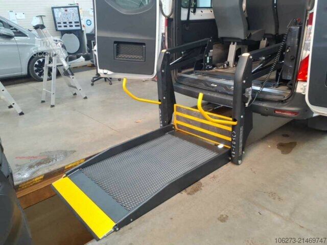 Van Mercedes-Benz Sprinter 317 CDI Kombi,Rollstuhllift,8Sitze