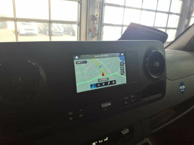 Van Mercedes-Benz Sprinter 317 CDI Kombi,Rollstuhllift,8Sitze