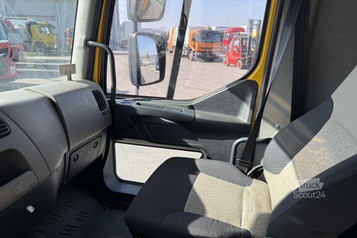 Camion caisson Renault Midlum 280.16 Koffer/HB Motorschaden / Swiss-Vehicle