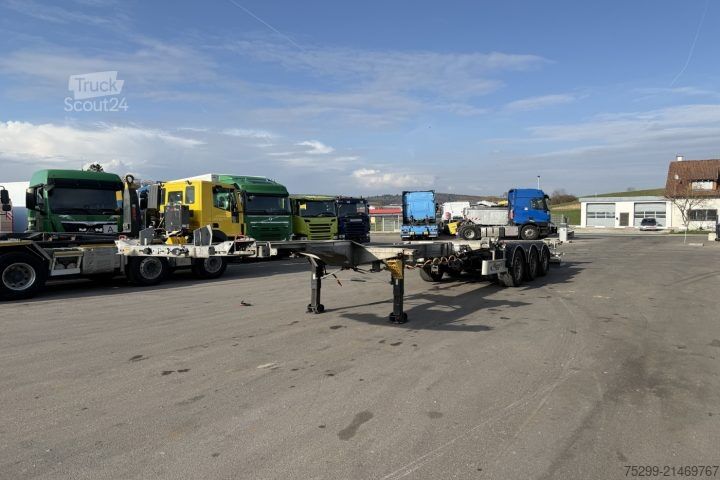 Semi-remorque à carrosserie interchangeable Fliegl SDS 380 Containertransport / Swiss-Vehicle