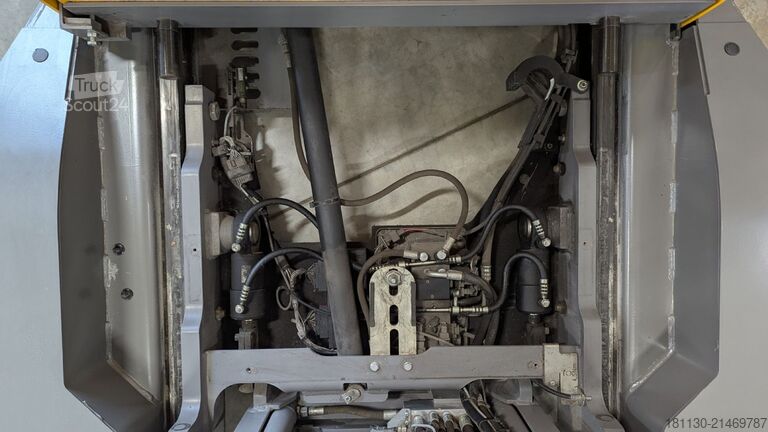 Schubmaststapler Jungheinrich ETV Q25