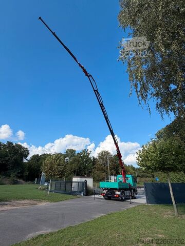 Grue montée sur camion MERCEDES-BENZ Actros 1840 4x2 SZM Kran 26m FUNK WINDE Korb