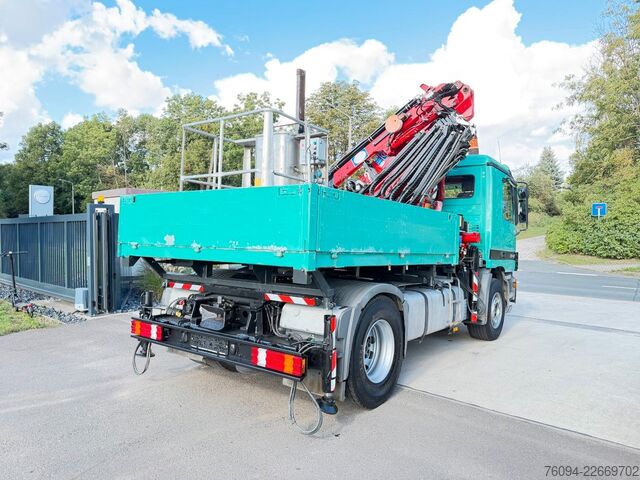 Grue montée sur camion MERCEDES-BENZ Actros 1840 4x2 SZM Kran 26m FUNK WINDE Korb