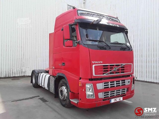 Standard-SZM Volvo FH 440 globe