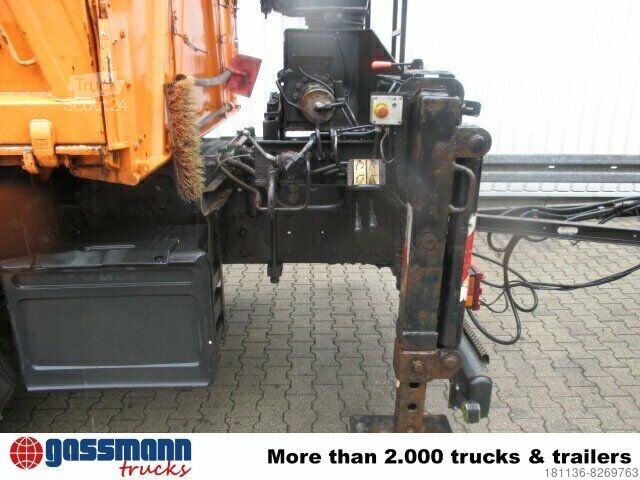 Grue montée sur camion HLK 96a2 , Greifersteuerung, faltbar,Hochsitz