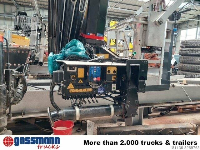 Grue montée sur camion HLK 96a2 , Greifersteuerung, faltbar,Hochsitz