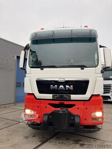 Zware belasting MAN TGX 41.540 8x4/4