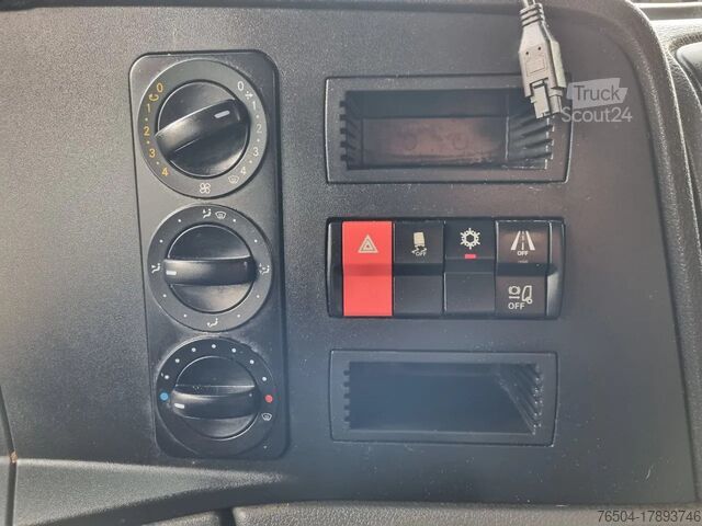 Jäähdytetyt/pakastetut kuljetukset Mercedes-Benz Atego 1221 Kuhlkoffer/ Carrier 850/ Chereau/ AT...