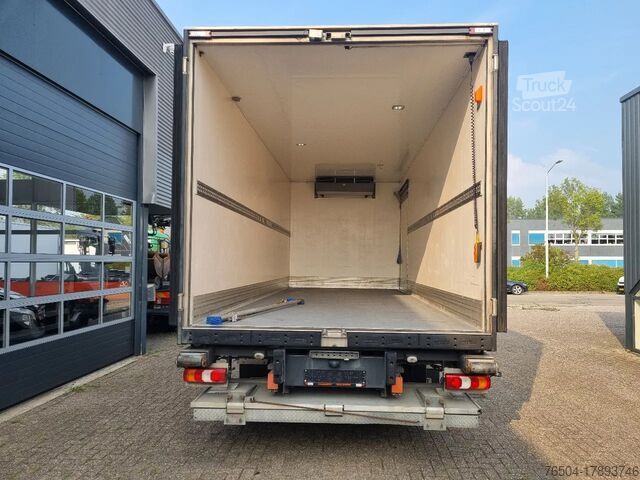 Jäähdytetyt/pakastetut kuljetukset Mercedes-Benz Atego 1221 Kuhlkoffer/ Carrier 850/ Chereau/ AT...