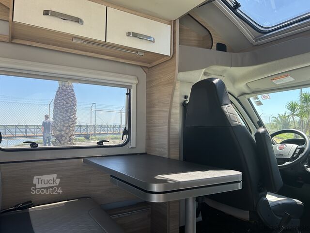 Autocaravana semi-integrada Fiat Ducato Carasuite 650 MF 5 | Schlafplätze 5 | Teilintegriert