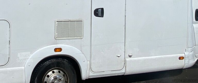 Autocaravana semi-integrada Fiat Ducato Carasuite 650 MF 5 | Schlafplätze 5 | Teilintegriert