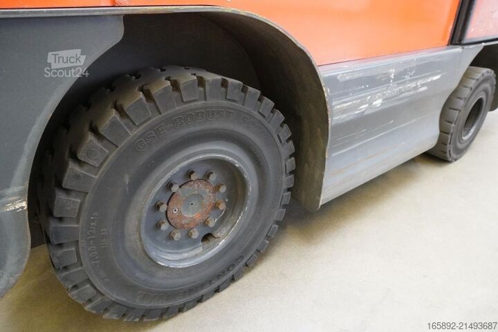 Heftruck Linde P 250 SWB 127-05