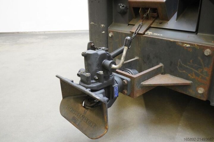 Heftruck Linde P 250 SWB 127-05